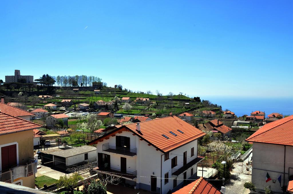 Palazzo Lauritano Hotel Agerola Buitenkant foto