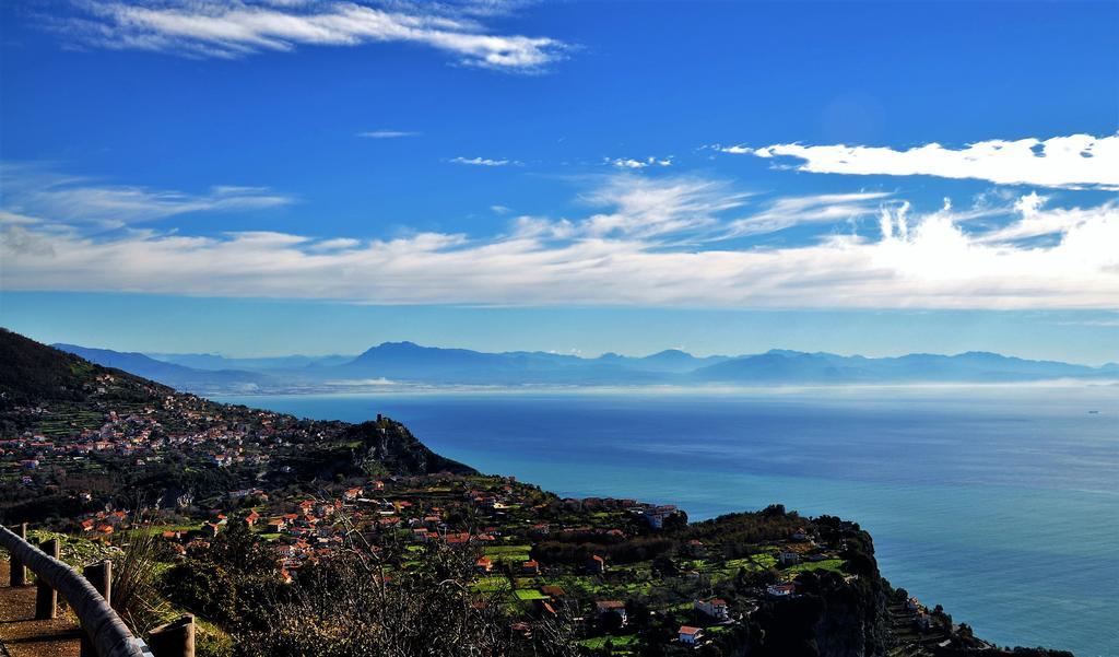Palazzo Lauritano Hotel Agerola Buitenkant foto